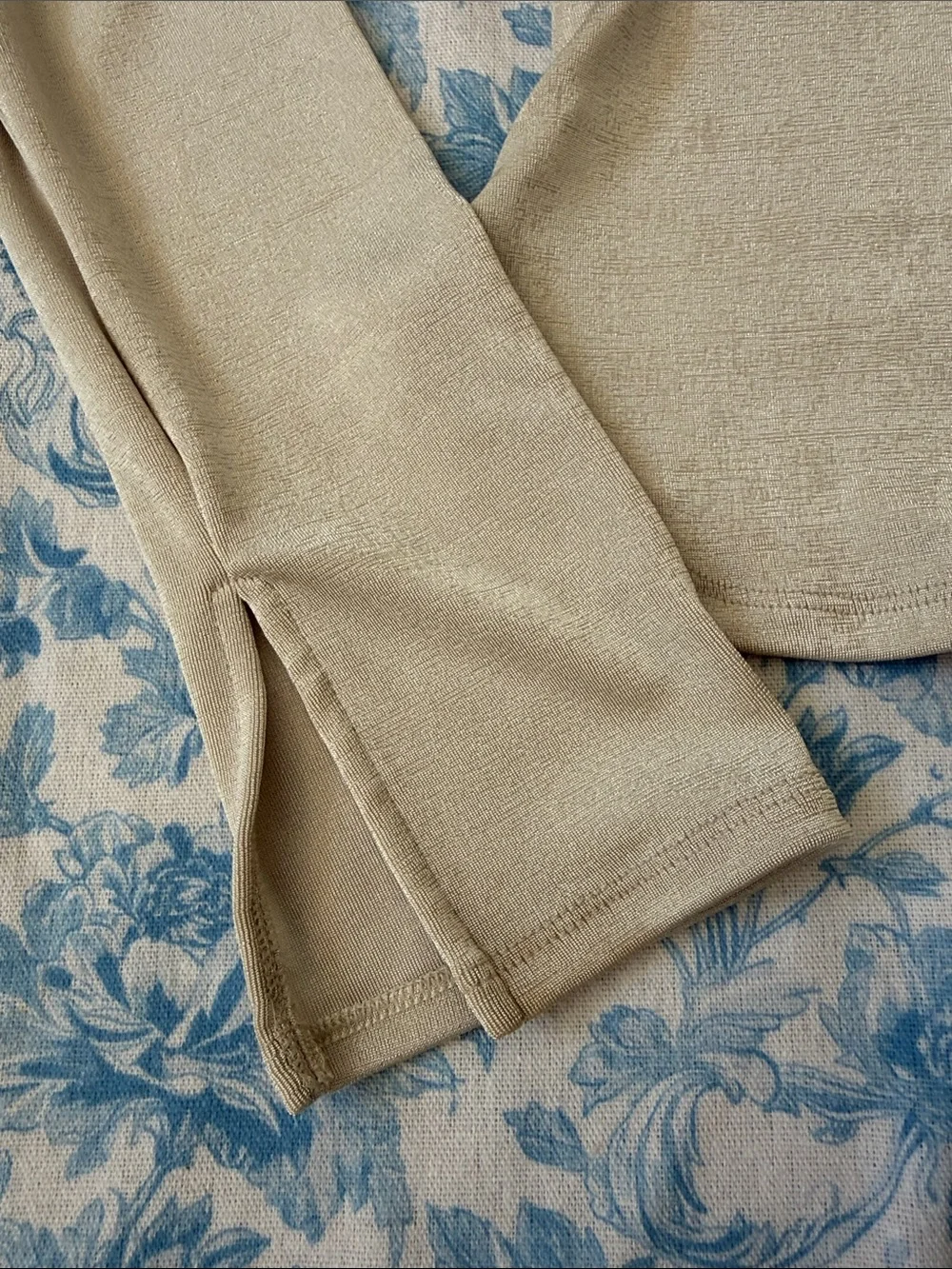 Free People Plungline V-Neckline Shimmer Beige Top Size Large